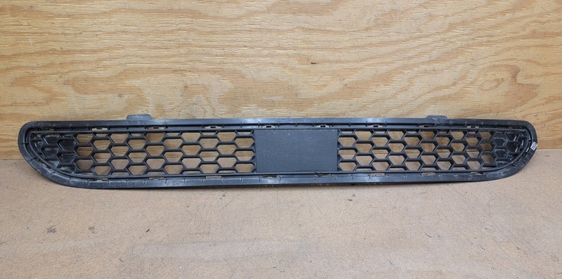 2019 2020 HYUNDAI SANTA FE LIMITED SE FRONT BUMPER LOWER GRILLE 86531-S2010 OEM*
