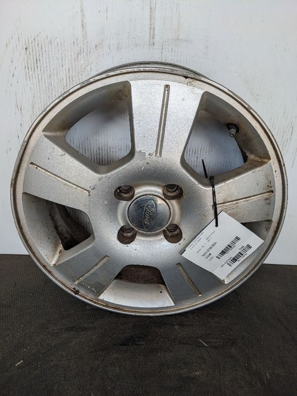 Wheel 16x6 Alloy 5 Narrow Groove On Spoke Fits 03-07 FOCUS 1188338
