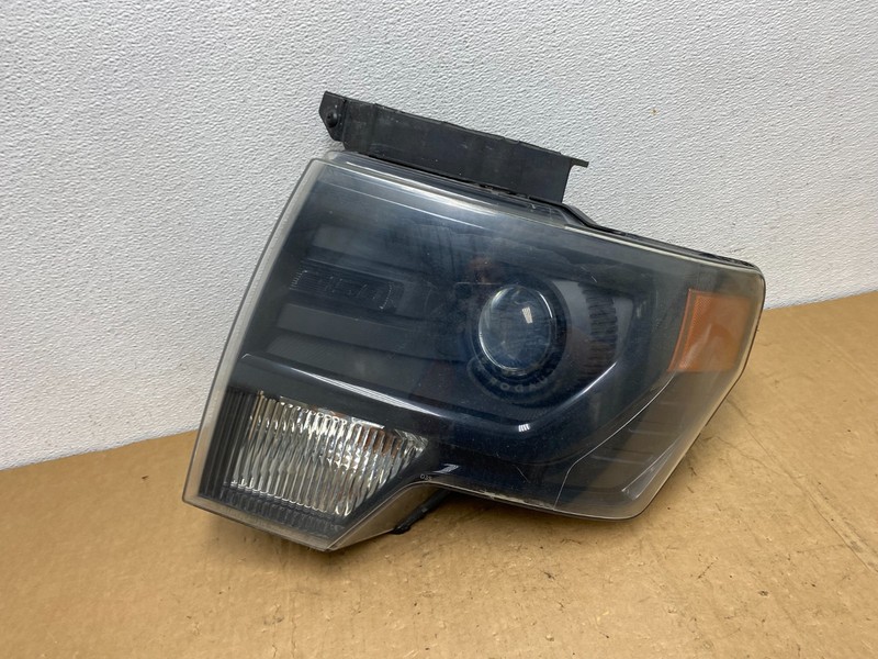 2009 to 2014 Ford F-150 F150 Left DriverXenon HID Black Headlight Oe AD1249 DG
