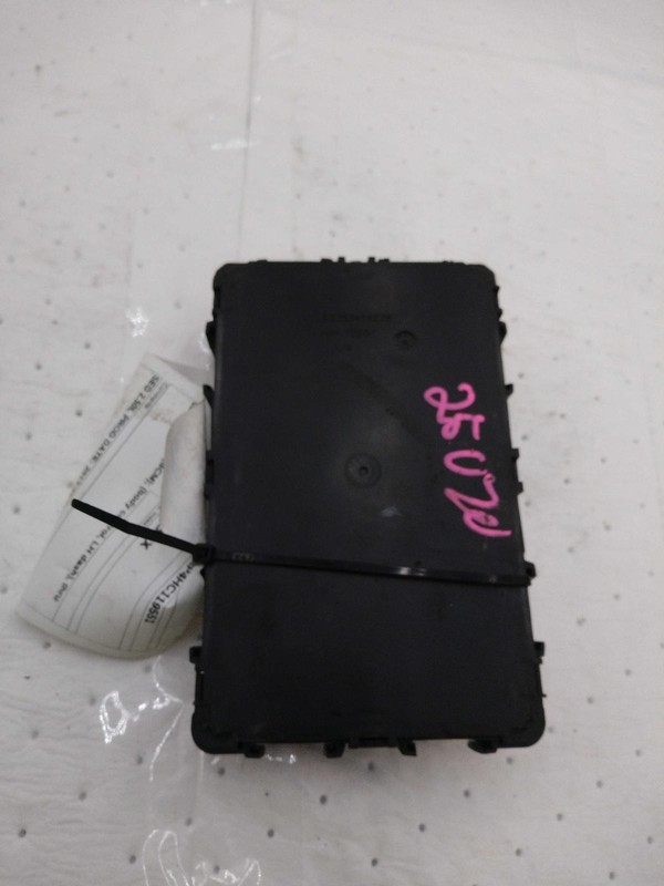 2017 Nissan Altima Body Control Module OEM 284B29HS1A 145K Miles Grey