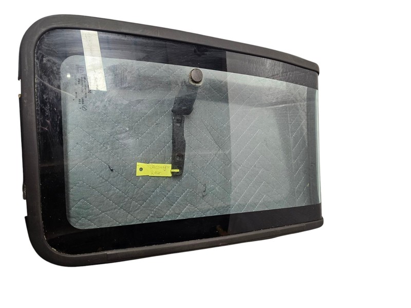 86-97 NISSAN TRUCK REAR RIGHT PASSENGER Glass Window Factory NO Tint w/ Latch