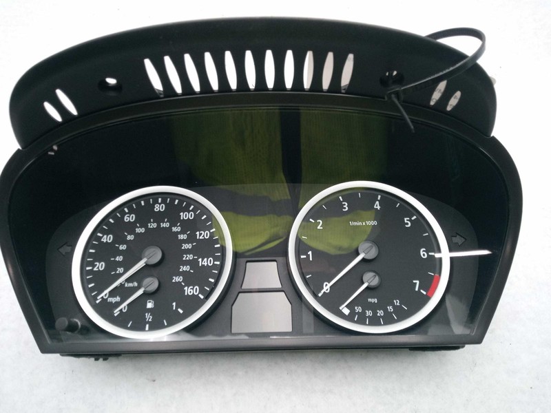2004 BMW 530I Speedometer Gauge Black OEM 328539 165K Miles