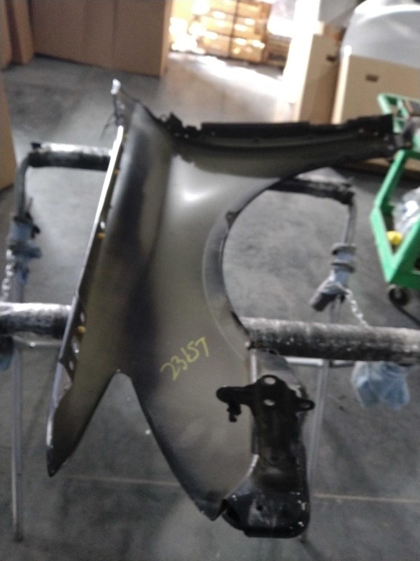 2007 Lexus ES350 Right Fender Black Good Condition OEM Part NJ25-23157-583154