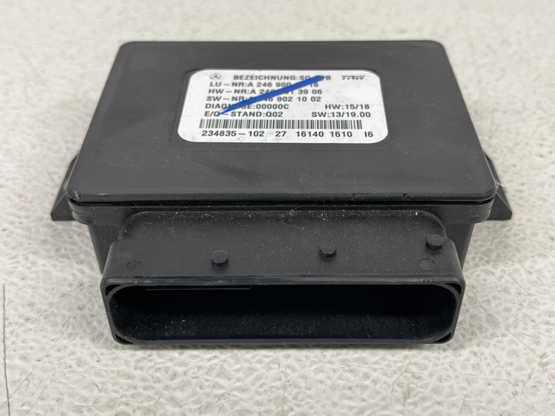 ⭐2017-2019 INFINITI QX30 ELECTRIC PARKING BRAKE CONTROL MODULE UNIT OEM LOT2315