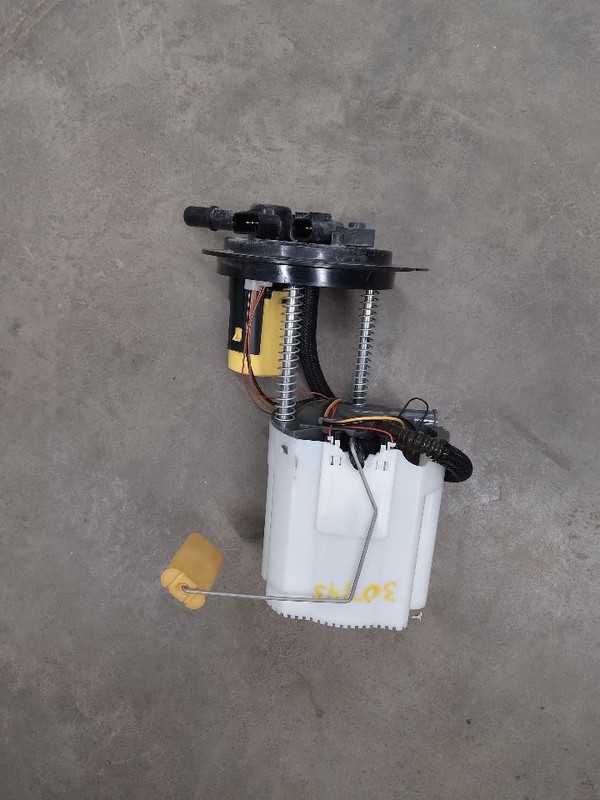 Fuel Pump Assembly Tank Mounted Fits 09-10 ACADIA 267850