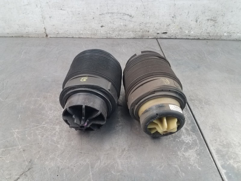 2014 Mercedes AMG E 63 S Rear Axle Air Bags #7111 VV4