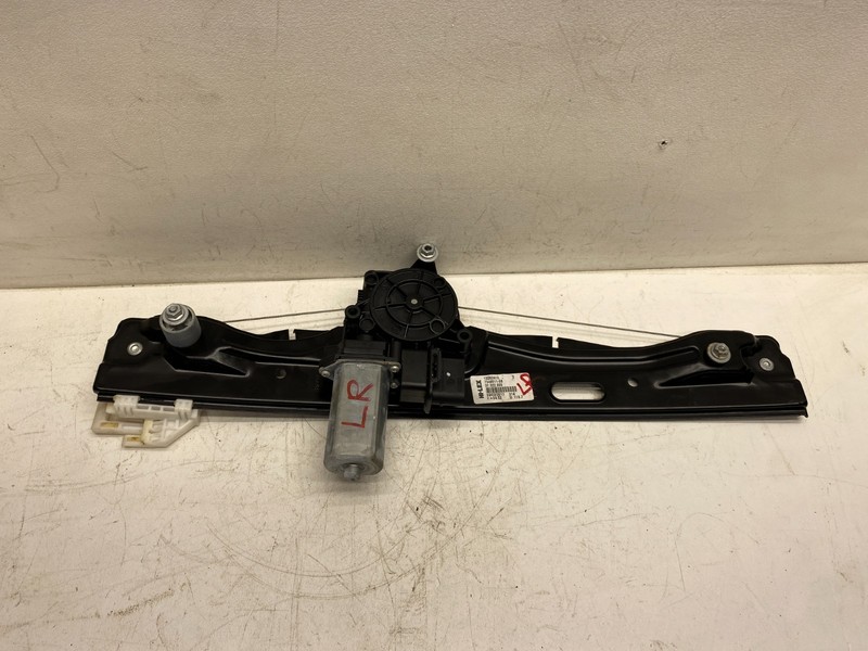 2016-2019 BMW X1 LEFT REAR DOOR POWER WINDOW MOTOR AND REGULATOR ASSEMBLY OEM