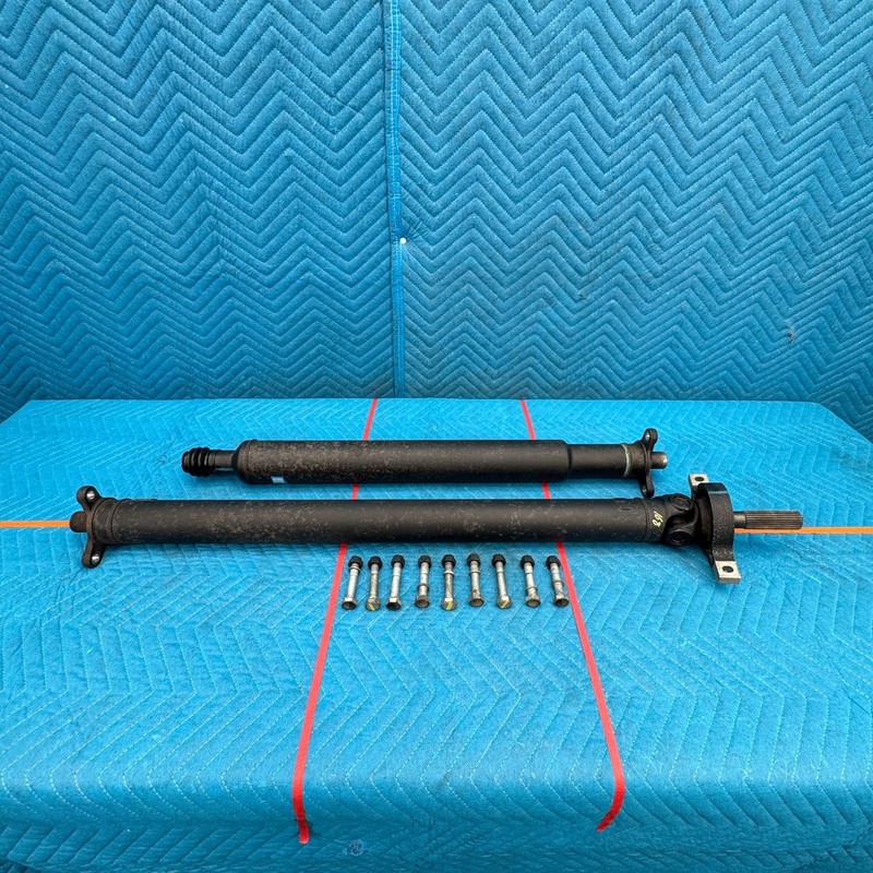 2011–2016 Hyundai Equus Rear Driveshaft Propeller Shaft Assembly OEM 493003N800