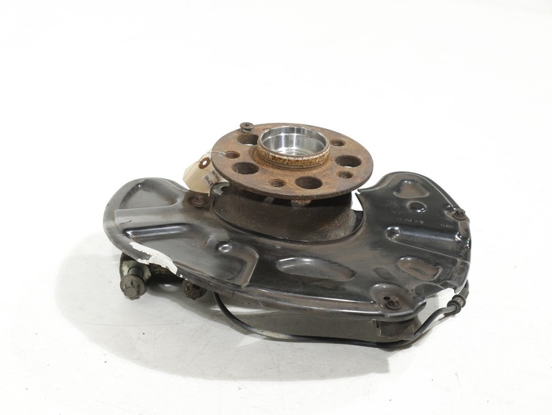 2012-2018 Mercedes CLS550 W218 Front LEFT Driver Spindle Knuckle Hub OEM