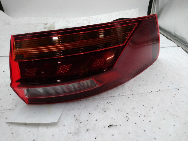 2019 Volkswagen Jetta Left Tail Light Assembly Red OEM 731156 44K Miles