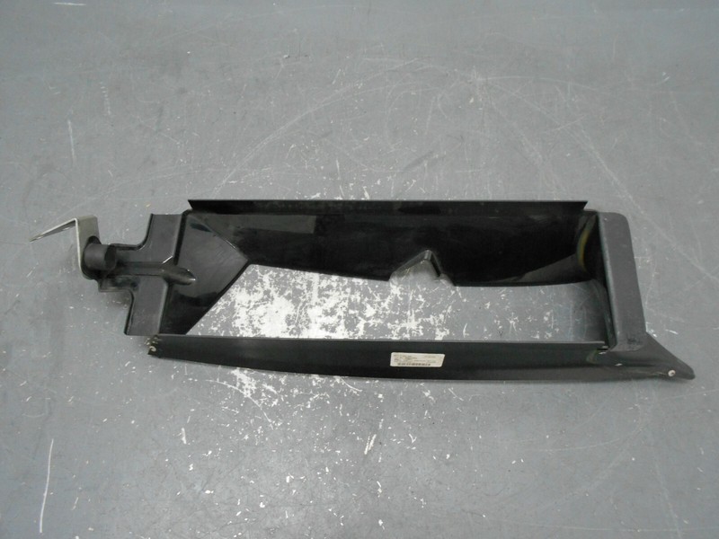 2007 06 07 08 Lamborghini Gallardo Left Oil Cooler Air Conveyor Duct #4601 L7