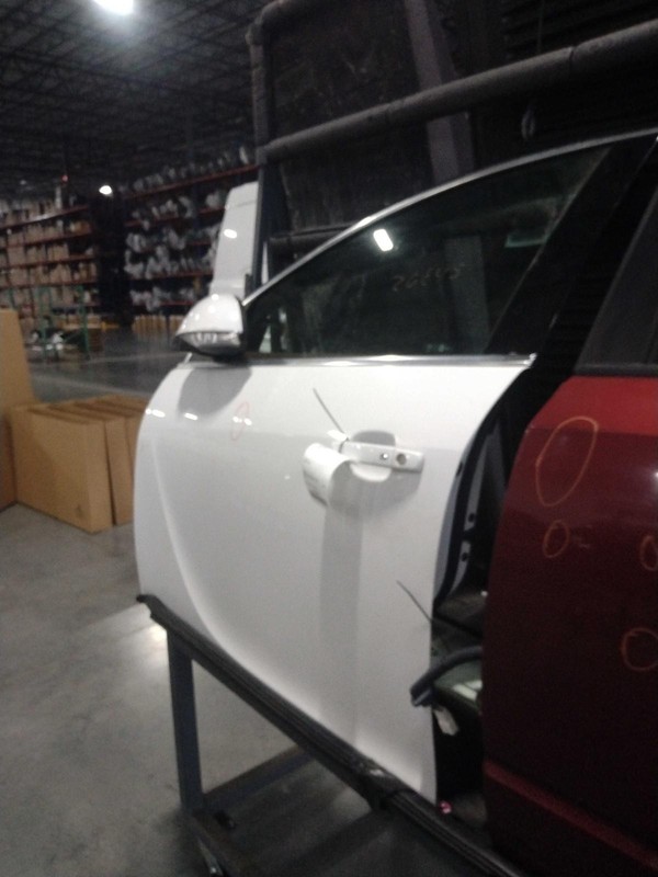 2017 Buick Regal Left Front Door White 4DR Sedan OEM Used 121K Miles