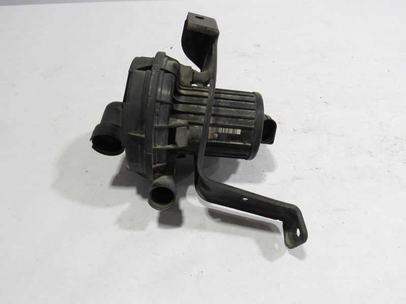 10-20 Bentley Mulsanne 2012 Secondary Air Pump @1