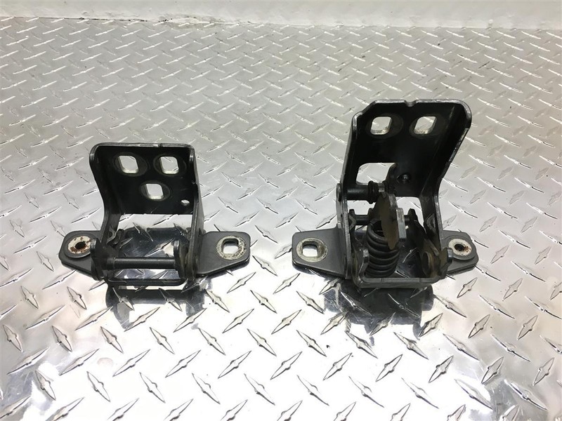 2007 DODGE RAM 2500 REAR PASSENGER RIGHT DOOR HINGES PAIR OEM