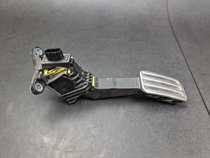 Gas Accelerator Pedal 2022 Honda Accord 17800-TVA-L02 2018 2019 2020 2021