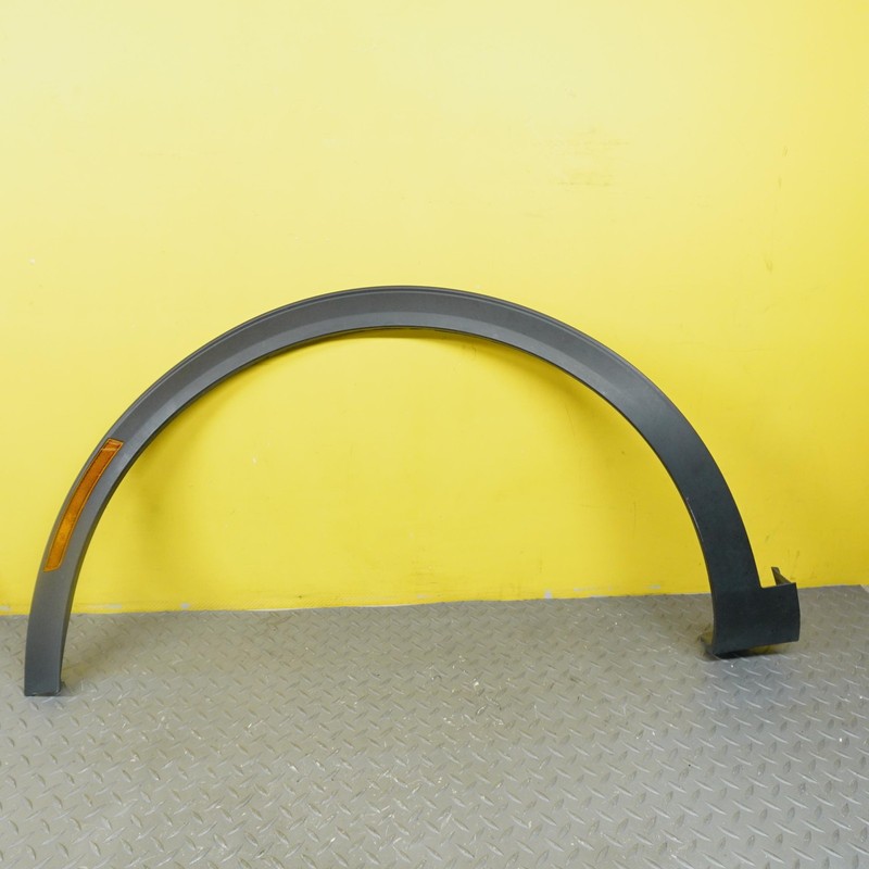 2023-2025 KIA SPORTAGE FRONT LEFT SIDE FENDER WHEEL ARCH FLARE MOLDING OEM