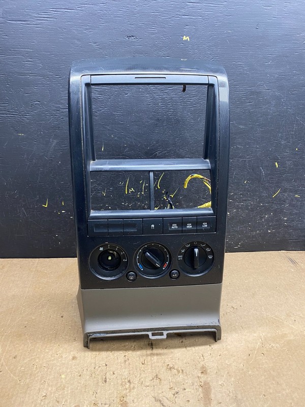 2006 - 2010 Ford Explorer Radio Heater Climate A/C Control BezelTrim Z4487 DG