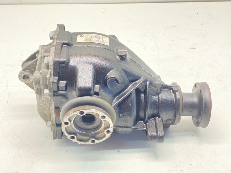 01-06 BMW E46 330 Rear Axle Drive Differential Carrier Assembly 3.38 Ratio OEM✅