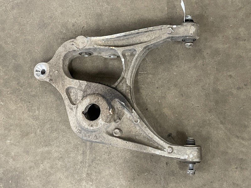 ⭐2017-2019 MERCEDES-BENZ GLS-CLASS REAR LEFT SIDE LOWER CONTROL ARM LOT2444