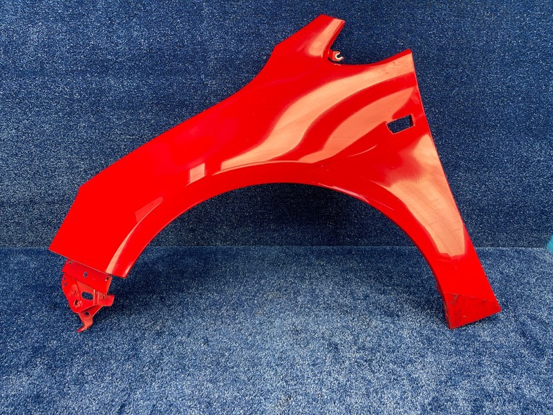 2016–2019 BUICK CASCADA FRONT LEFT FENDERSIDE Red OEM 13276370
