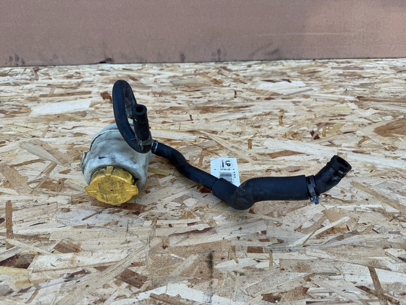 SUBARU WRX STI 2002-2007 OEM POWER STEERING PUMP OIL RESERVOIR TANK ASSEMBLY