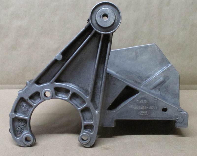 1998-2001 OEM FORD RANGER/MAZDA B2500 POWER STEERING PUMP BRACKET F87E-19E708-BA