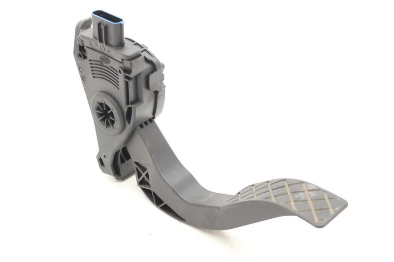 15-18 Porsche Macan 3.0L Accelerator Pedal Gas Pedal 6PV00950521