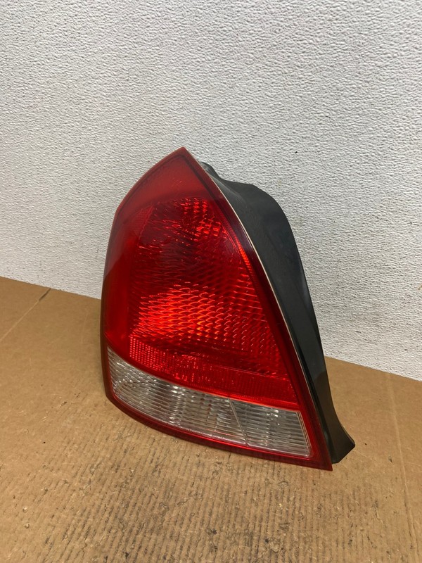2001-2003 Sedan Hyundai Elantra Left Driver Lh Side Tail Light Oem AE1530 LK