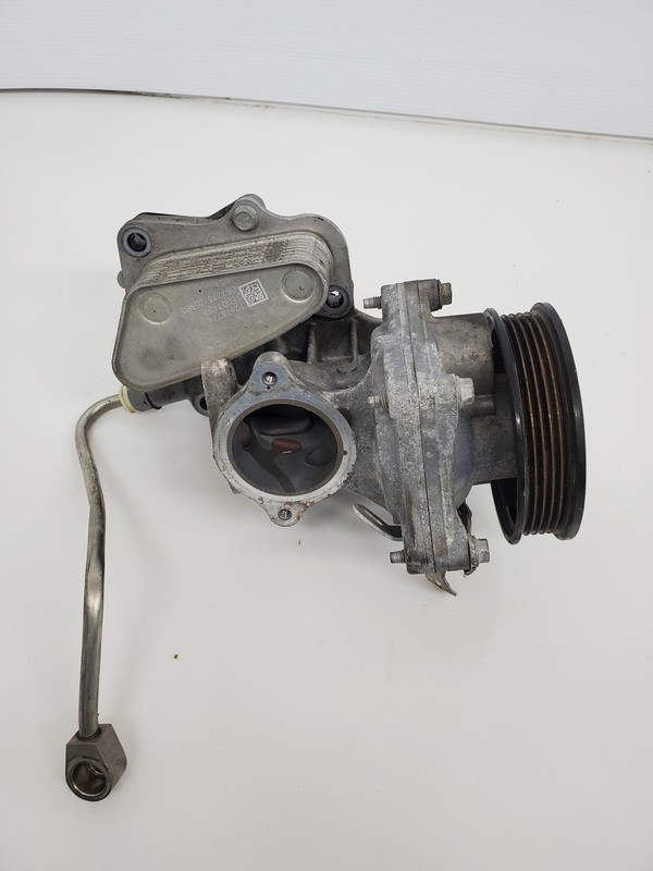 Engine Cooling Water Pump w/ Oil Cooler 2017 Chevrolet Cruze 12678774 2016- 2019