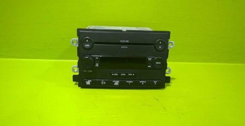 06 07 FIVE HUNDRED MONTEGO FACTORY RADIO AM FM CD MP3 OEM 3865-3
