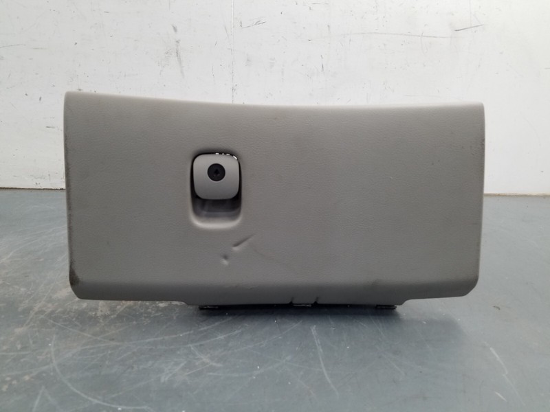 2010 Chevy Corvette C6 Grand Sport Glovebox - ** #8250 D7