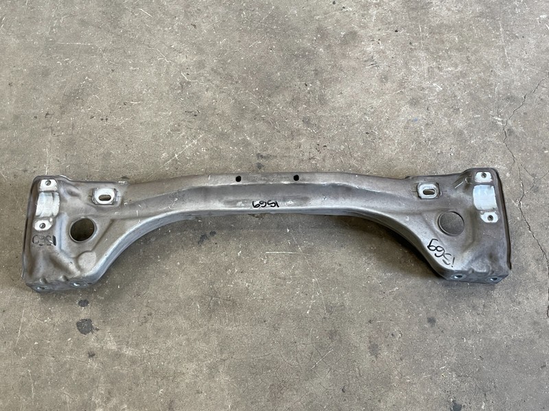 2012-2016 Porsche 991 911 Rear Suspension Crossmember RWD 1569 OEM