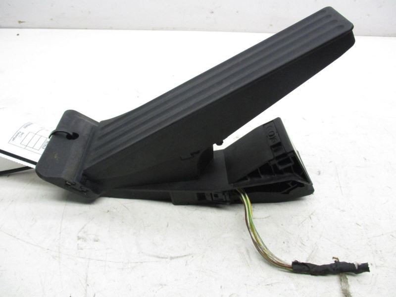 ACCELERATOR GAS PEDAL 4.4L 8CYL FITS 2009-2012 BMW 750I N63 30014