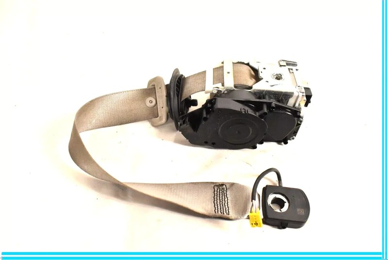 10-13 Mercedes W221 S400 S550 Front Right Side Seat Belt Retractor Gray OEM