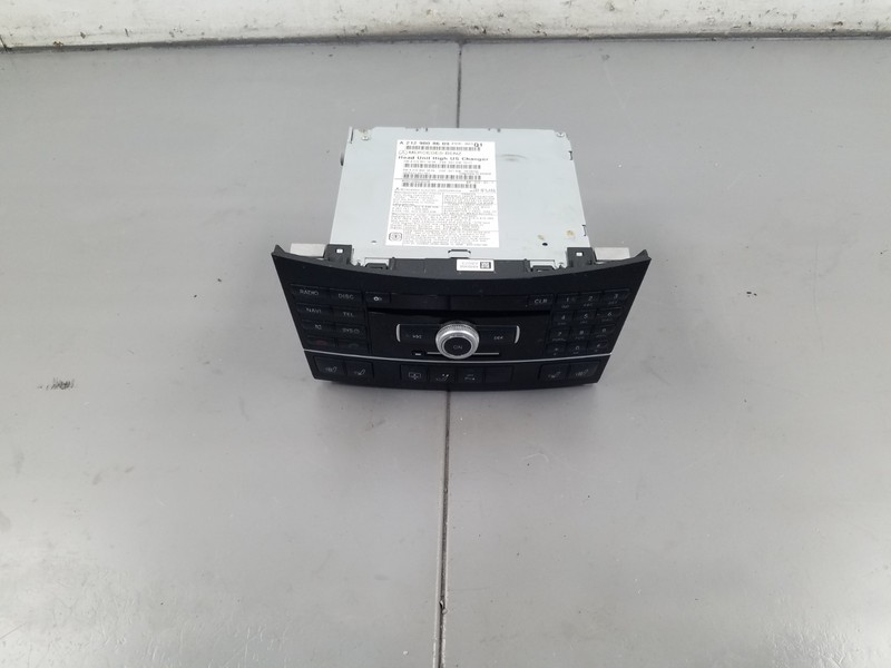 2011 Mercedes Benz AMG E 63 Navigation Command Radio Head Unit #8509 H5