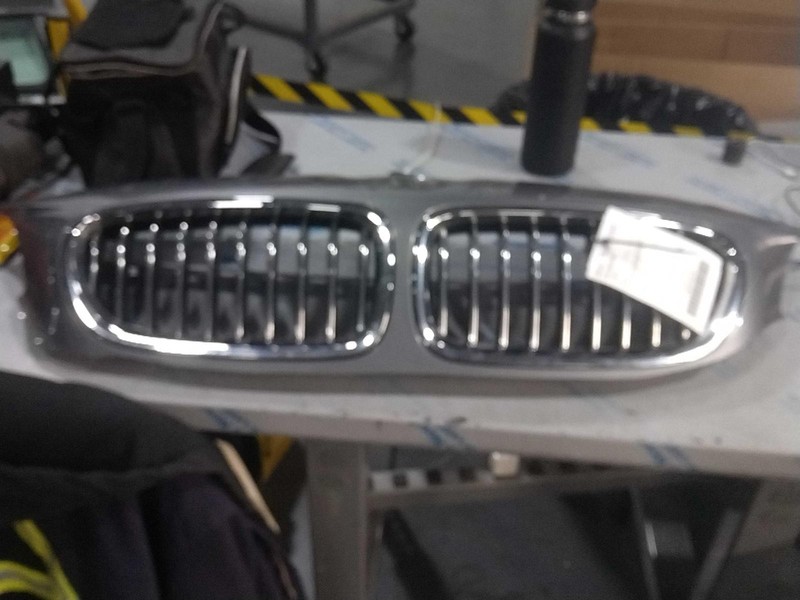 2016 BMW 528i OEM Grille Grey Lower 51117331724 Used 69K Miles