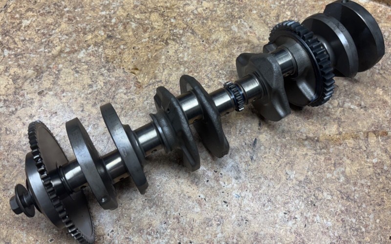 2002 Suzuki GSX750 GSX 750 Katana Engine Motor Crank Shaft Crankshaft 2001 Z7