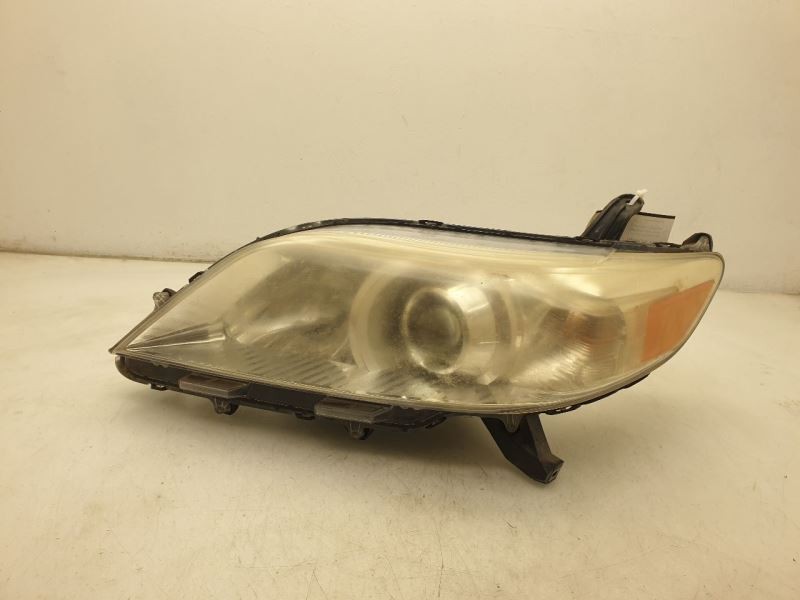 Driver Headlight With LED Daytime Running Lamps Fits 15-20 SIENNA