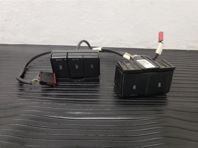 04-08 Ford F150 Cruise Control Switch W/ Wire OEM 4L3Z-9C888-AAJ
