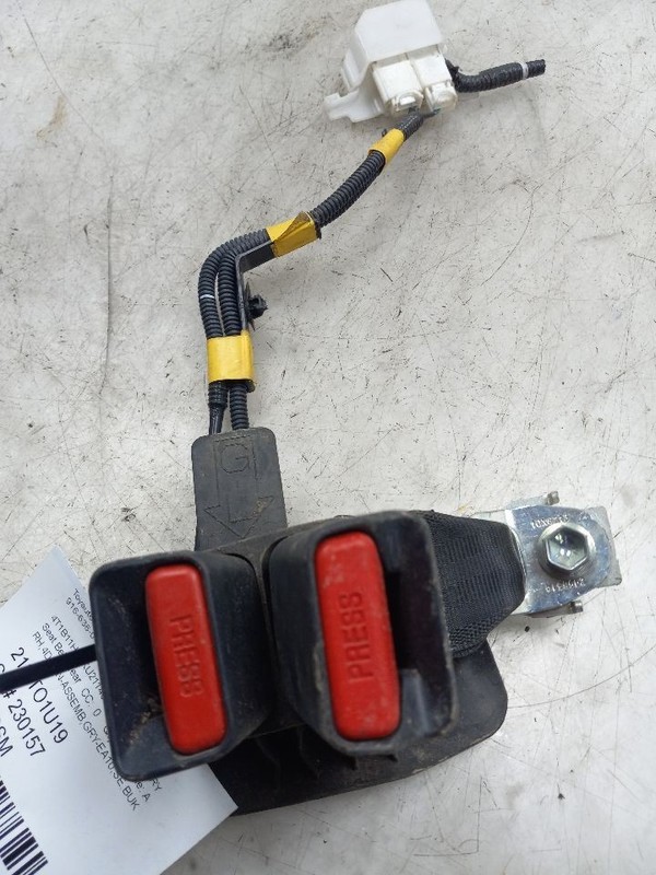 18 19 20 21 22 23 24 Toyota Camry Passenger Right and Center Buckles GRY EA10