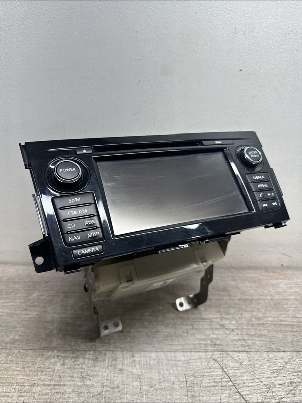 7612051260 I 14 15 Nissan Altima XM Radio CD AUX Stereo Navigation GPS Display