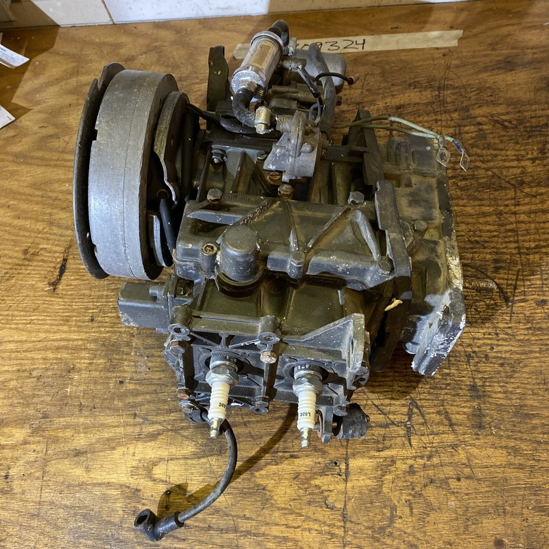 1979 Volvo penta 140 archimedes 14HP Powerhead Engine Rare Good!!!