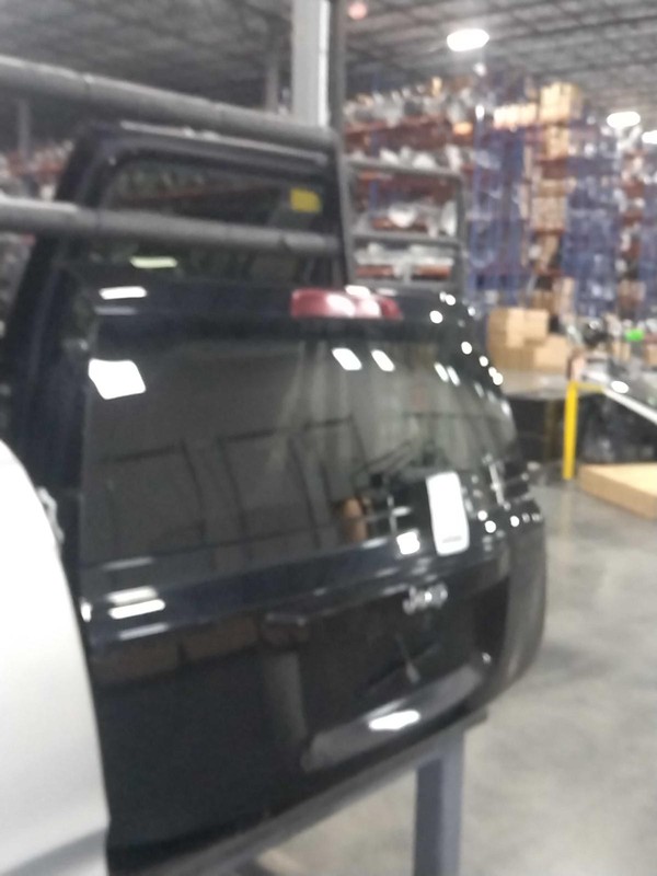 Used Deck Lid fits: 2015 Jeep Patriot privacy tint glass w/o rear view camera Gr