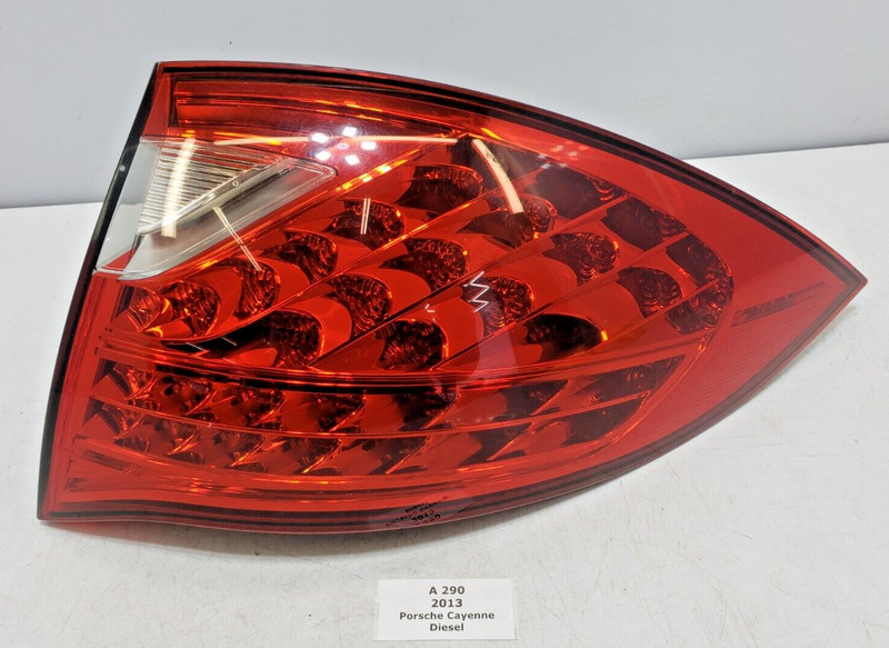 ✅ 2011-2014 OEM Porsche Cayenne 958 Rear Right Passenger Outer Tail Light Lamp