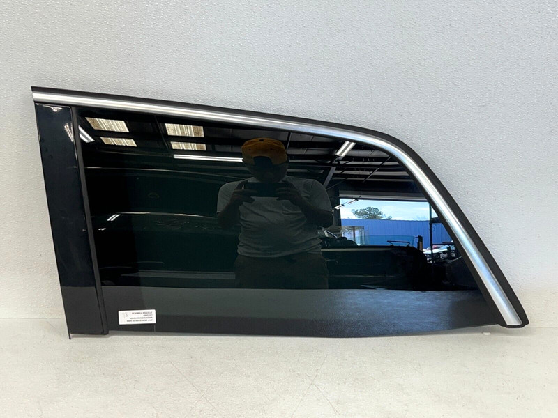 ⭐2017-2019 MERCEDES-BENZ GLS-CLASS REAR LEFT DRIVER SIDE QUARTER GLASS LOT2444