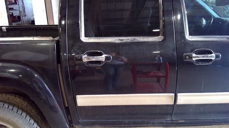 Passenger Right Rear Side Door Crew Cab Fits 04-12 CANYON 2799988
