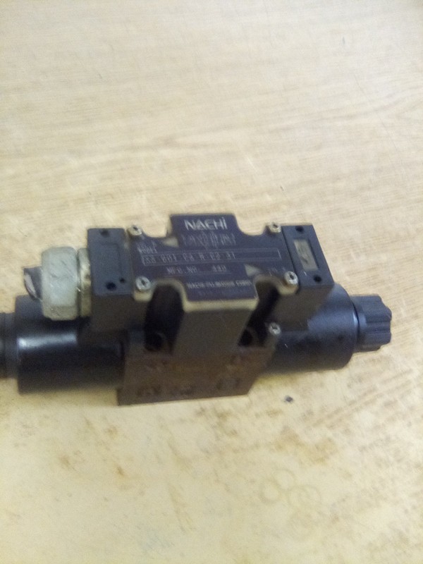 Nachi SS-G01-C6-R-C2-31 Hydraulic Valve