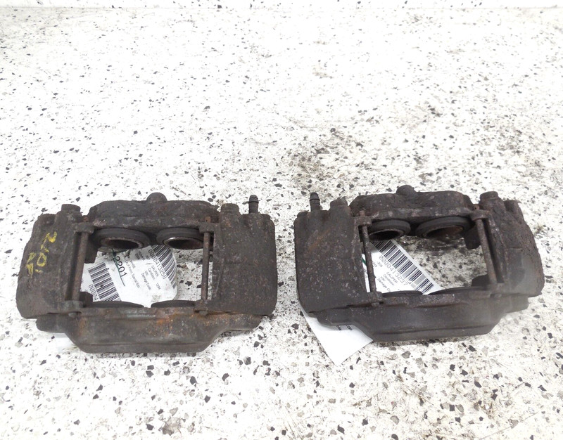 2006-2010 Hummer H3 Front Brake Caliper Pair Left Right OEM *SEE NOTES*
