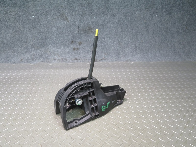 2003-2007 HUMMER H2 A/T AUTOMATIC TRANSMISSION GEAR SHIFTER SELECTOR