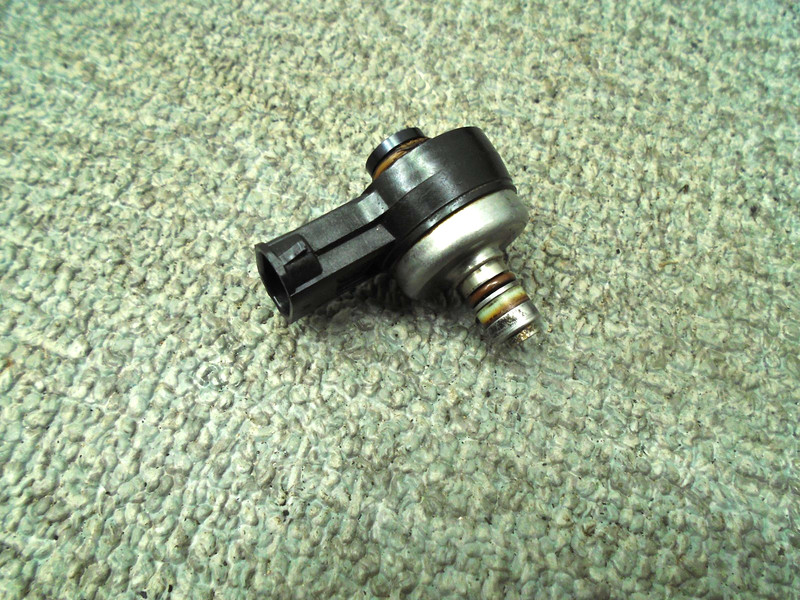 USED OEM MERCURY MARINER OPTIMAX OUTBOARD MOTOR BLACK AIR INJECTOR 850065A2 #6